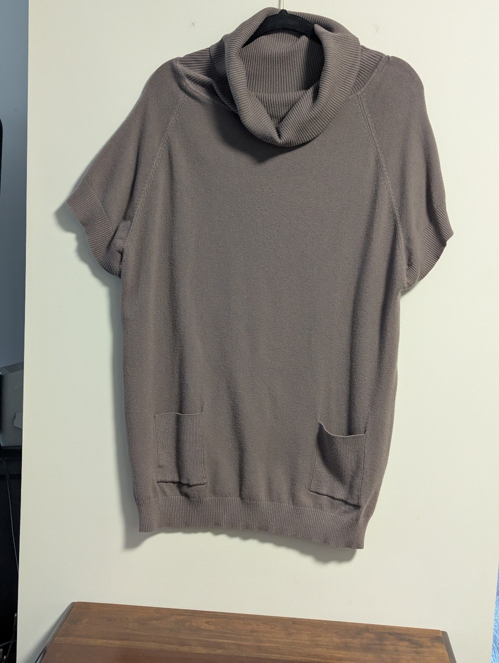 Orange Fashion Village . Taupe Short-Sleeve Cowl Or  Turtle Neck Sweater Tunic .